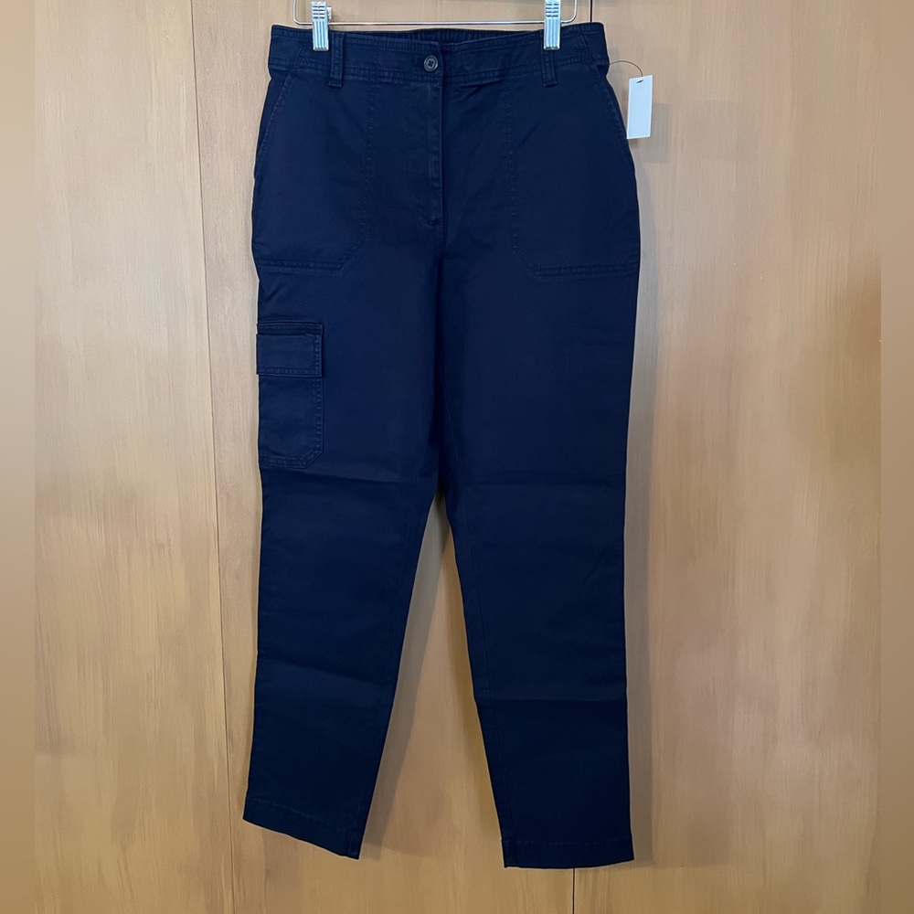 Talbots navy chino cargo pants, misses 6
